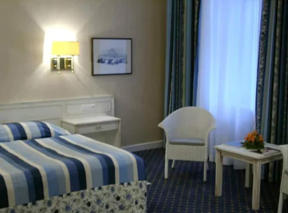 Hotel De France Wien Екстериор снимка A room at the hotel