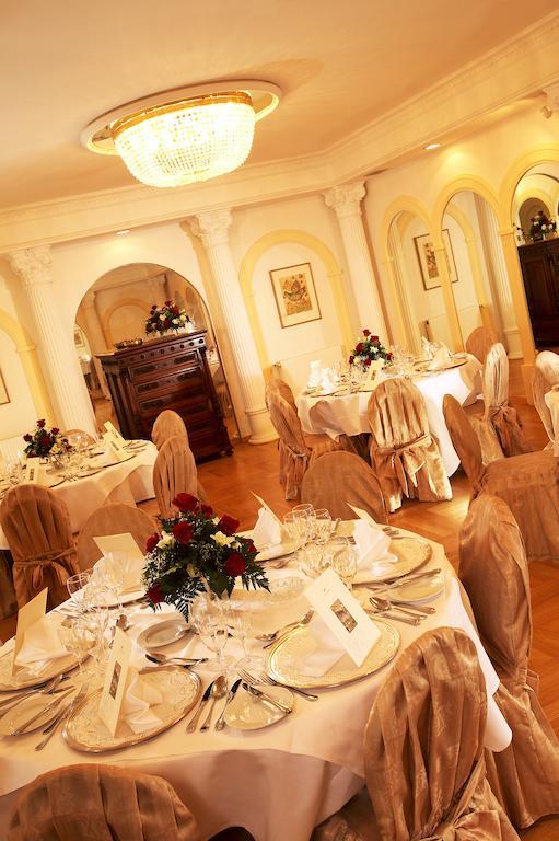 Hotel De France Wien Екстериор снимка The Long Room